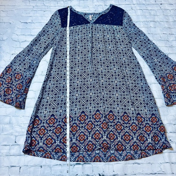 Red Camel Women's Medium Navy Red Floral Bell Sleeved Dress Boho Festival - Picture 7 of 10